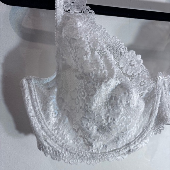WONDERBRA Sz 38D White Sophisticated Lace Bra Underwire Full Support NEW. - Picture 2 of 8
